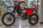 ZUUMAV K8 (NB-300) Красный